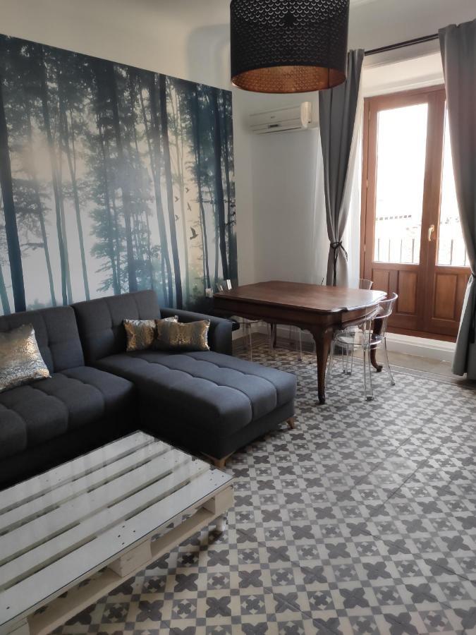 Nuevo Elegante Piso Vintage En Plena Plaza Mayor Madrid Exterior foto
